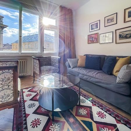 Turnkey I Vintage Terrace Apartment プラハ エクステリア 写真