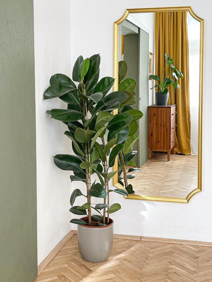 Turnkey I Vintage Terrace Apartment プラハ エクステリア 写真