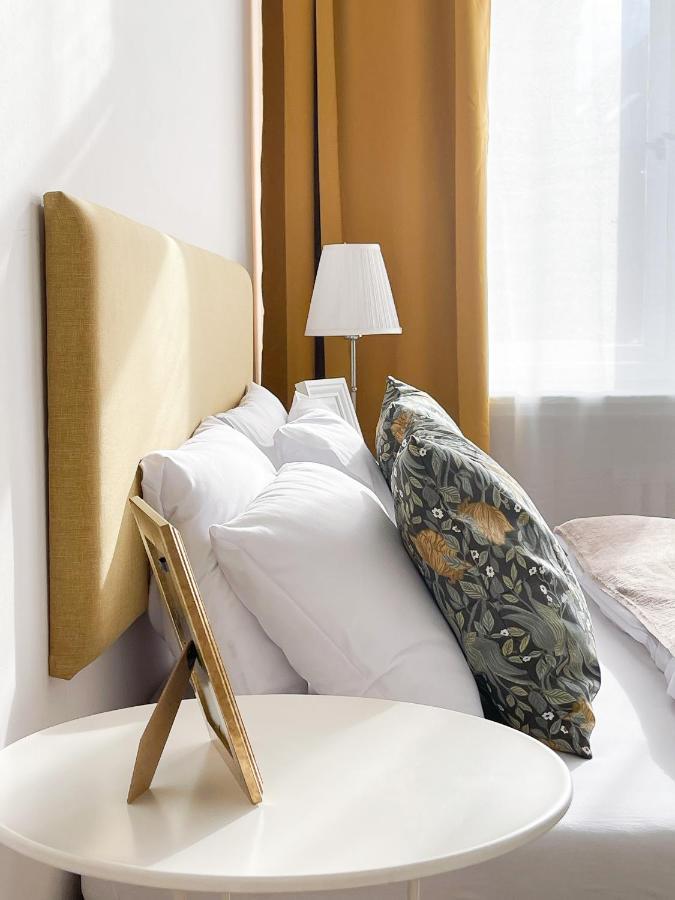 Turnkey I Vintage Terrace Apartment プラハ エクステリア 写真